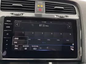 Volkswagen E golf thumbnail 15