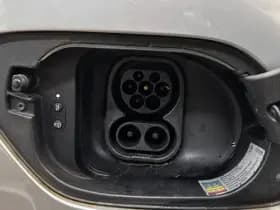 Volkswagen E golf thumbnail 20