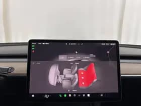 Tesla Model 3 thumbnail 17