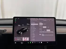 Tesla Model 3 thumbnail 19