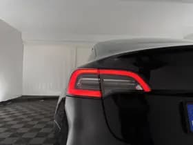 Tesla Model 3 thumbnail 33
