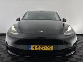 Tesla Model y thumbnail 3