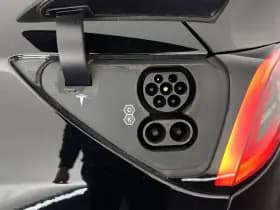 Tesla Model y thumbnail 28