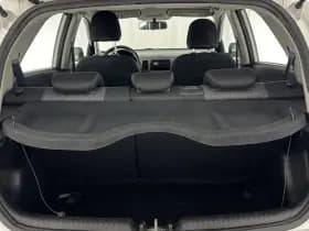Kia Picanto thumbnail 10