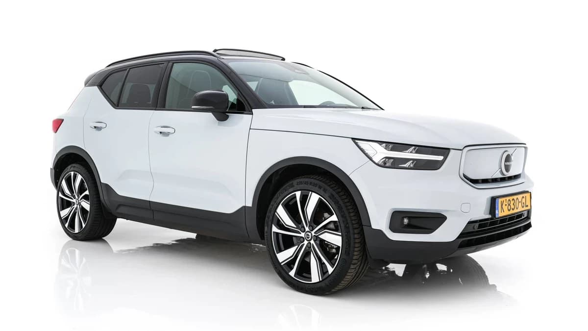Volvo Xc40 — foto 1