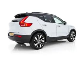 Volvo Xc40 thumbnail 7