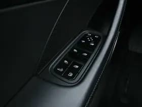 Porsche Panamera thumbnail 29