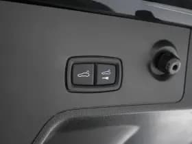 Porsche Panamera thumbnail 34