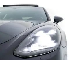 Porsche Panamera thumbnail 42
