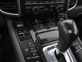 Porsche Cayenne thumbnail 16