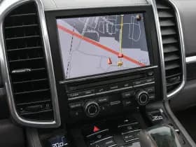 Porsche Cayenne thumbnail 17