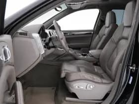 Porsche Cayenne thumbnail 10