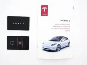 Tesla Model 3 thumbnail 32
