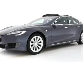 Tesla Model s thumbnail 4