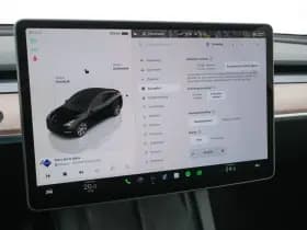 Tesla Model y thumbnail 16