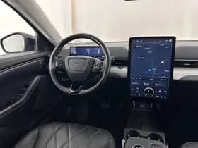 Ford Mustang mach e thumbnail 8