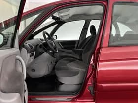 Citroën Xsara Picasso thumbnail 9