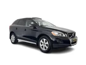 Volvo XC60 thumbnail 1