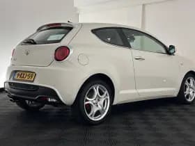 Alfa Romeo Romeo mito thumbnail 7