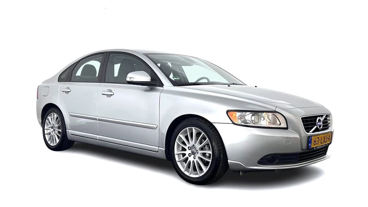 Volvo S40 — foto 1