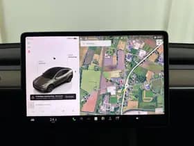 Tesla Model y thumbnail 14