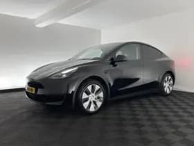 Tesla Model y thumbnail 4