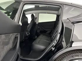 Tesla Model y thumbnail 10