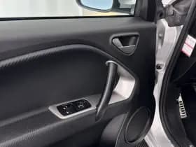 Alfa Romeo Romeo mito thumbnail 22