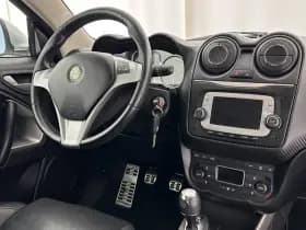 Alfa Romeo Romeo mito thumbnail 7