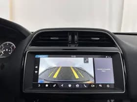 Jaguar F-Pace thumbnail 15