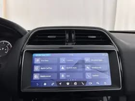 Jaguar F-Pace thumbnail 17