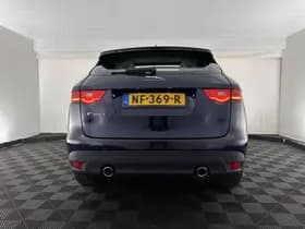 Jaguar F-Pace thumbnail 6