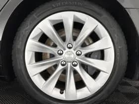 Tesla Model s thumbnail 31