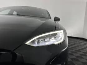 Tesla Model s thumbnail 32