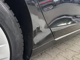 Tesla Model s thumbnail 37