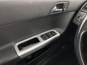 Volvo S40 thumbnail 19