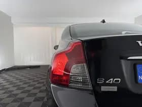 Volvo S40 thumbnail 23