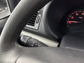 Renault Clio thumbnail 16