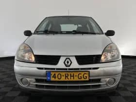 Renault Clio thumbnail 3