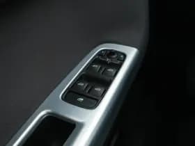 Volvo V50 thumbnail 17