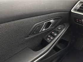 BMW 3-Serie thumbnail 22