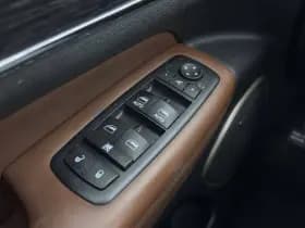Jeep Grand cherokee thumbnail 25