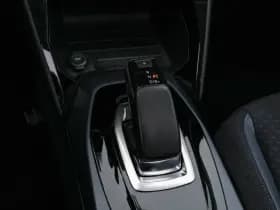 Peugeot E 2008 thumbnail 13