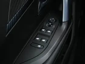 Peugeot E 2008 thumbnail 22