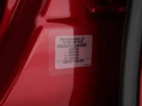 Peugeot E 2008 thumbnail 28