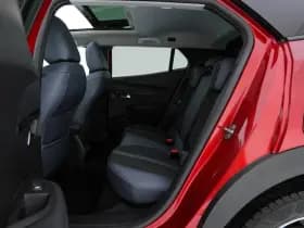 Peugeot E 2008 thumbnail 10