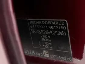 Jaguar Xe thumbnail 29