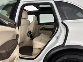 Porsche Cayenne thumbnail 11