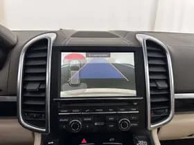 Porsche Cayenne thumbnail 16