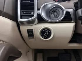 Porsche Cayenne thumbnail 20